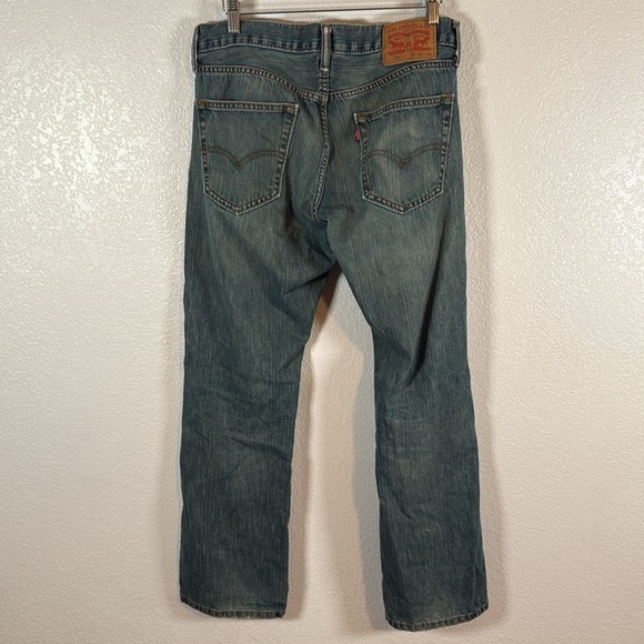 Levi’s 559 Straight Leg Lightly Distressed Jeans Size 32x32 - Picture 3 of 9